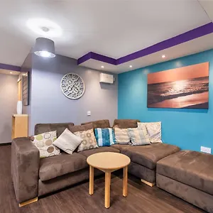 https://newcastle-spacious-city-centre-apartments.hotels-newcastle-upon-tyne.com