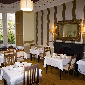 Cluaran House **** Edynburg