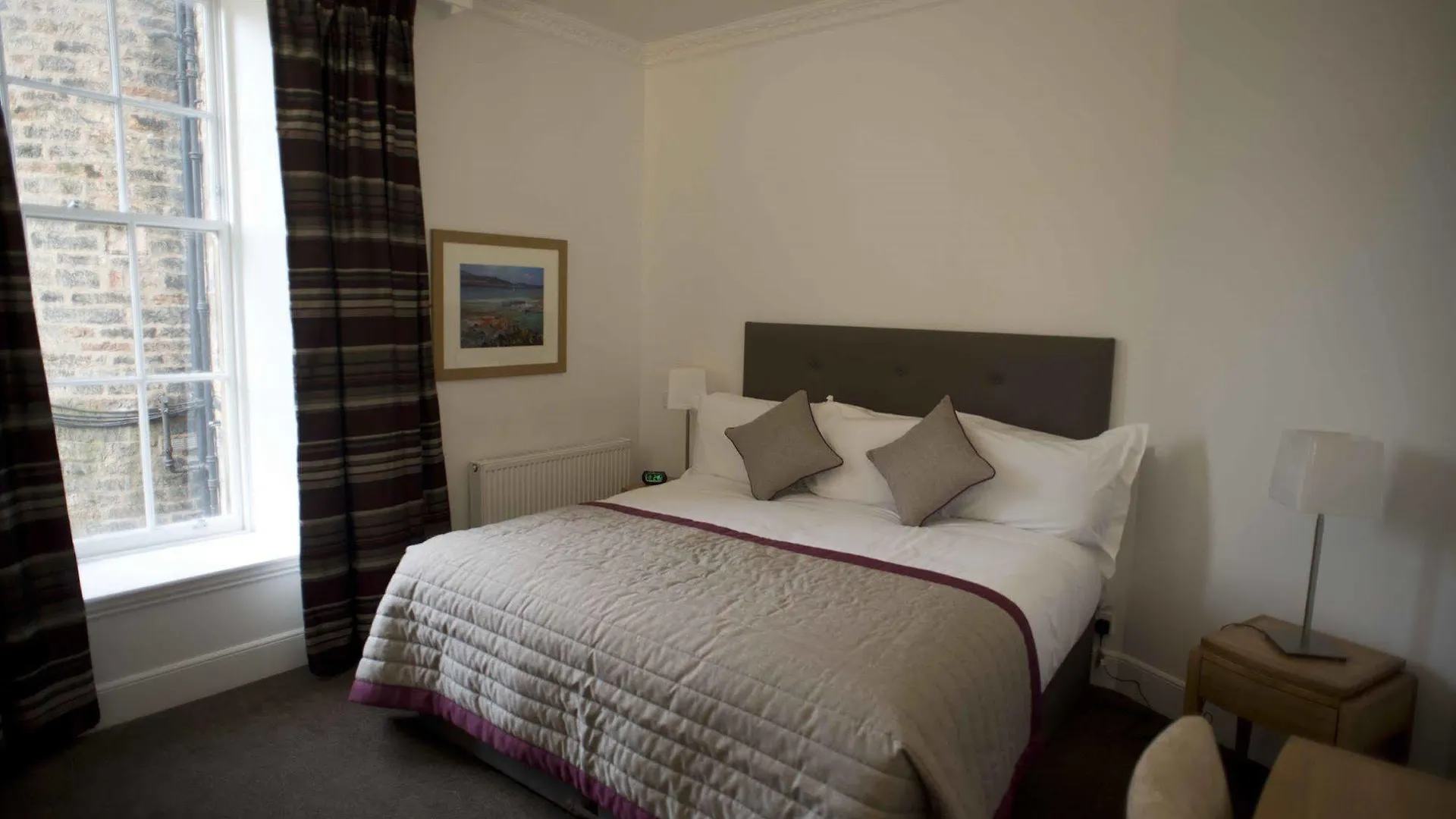 Fountain Court Apartments - Royal Garden Edinburgh United Kingdom