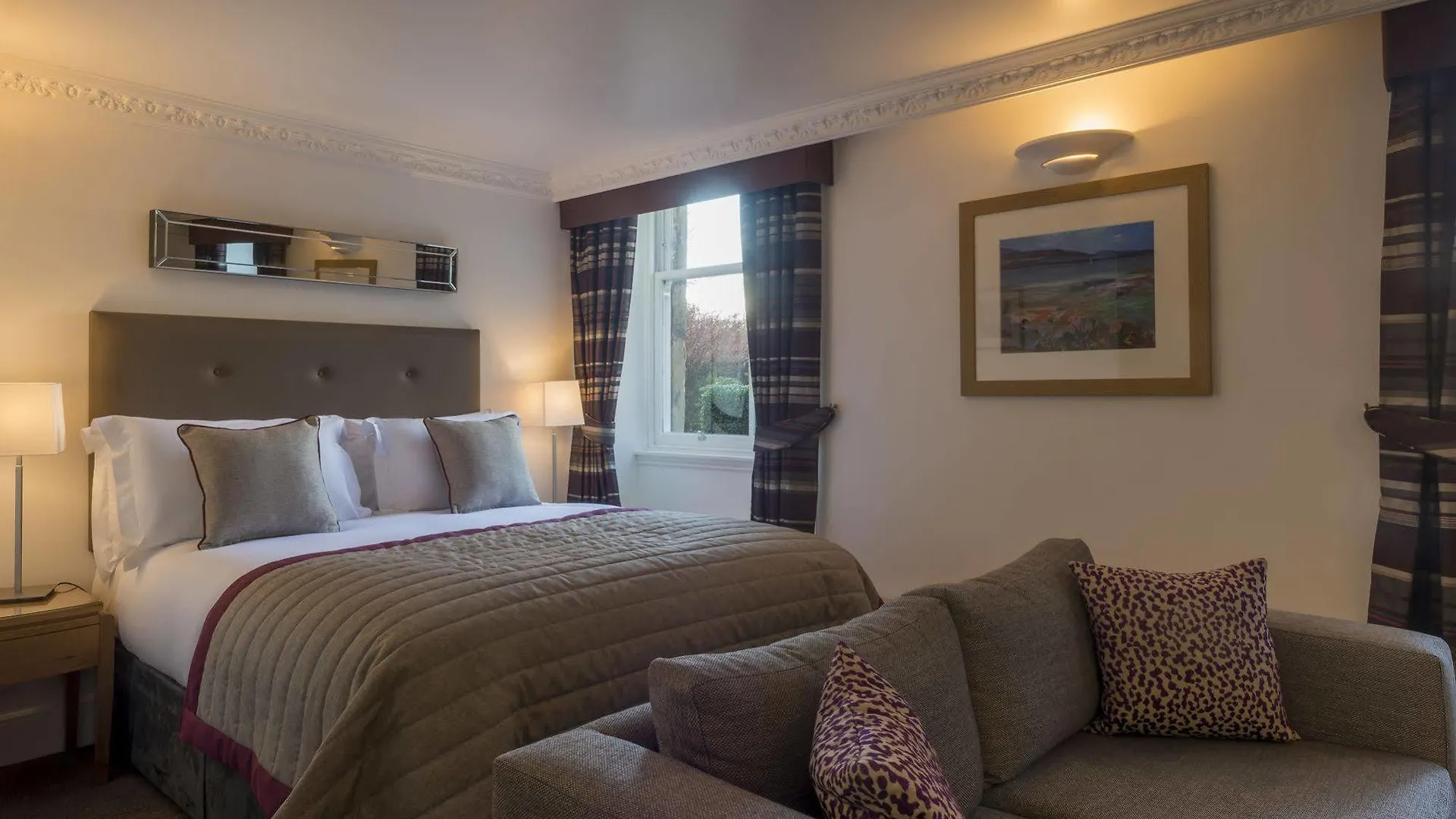 Fountain Court Apartments - Royal Garden Edinburgh Aparthotel